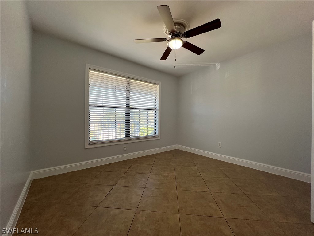 5270 Treetops Drive #J201 Naples FL 34113 226004038 image21