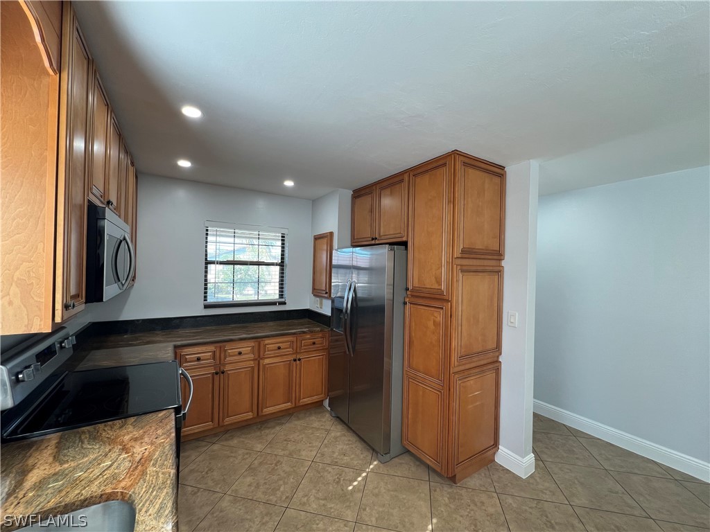 5270 Treetops Drive #J201 Naples FL 34113 226004038 image23