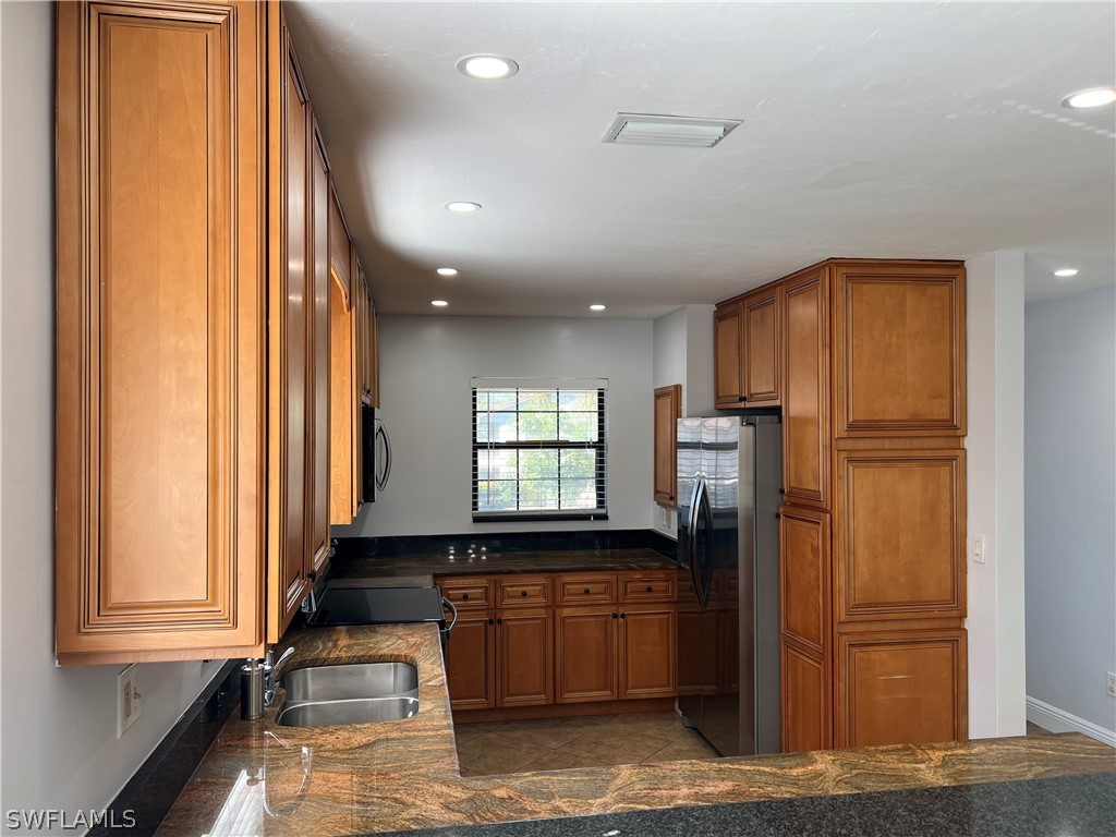 5270 Treetops Drive #J201 Naples FL 34113 226004038 image25