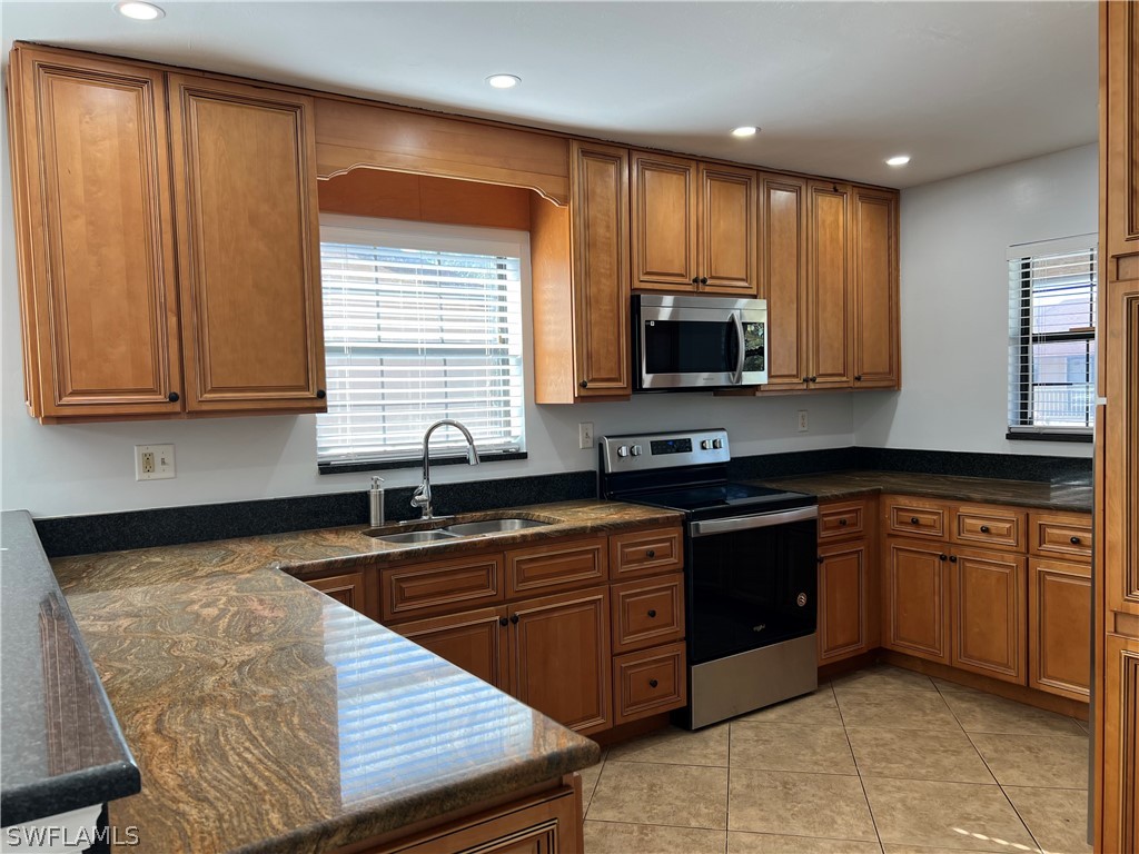 5270 Treetops Drive #J201 Naples FL 34113 226004038 image26