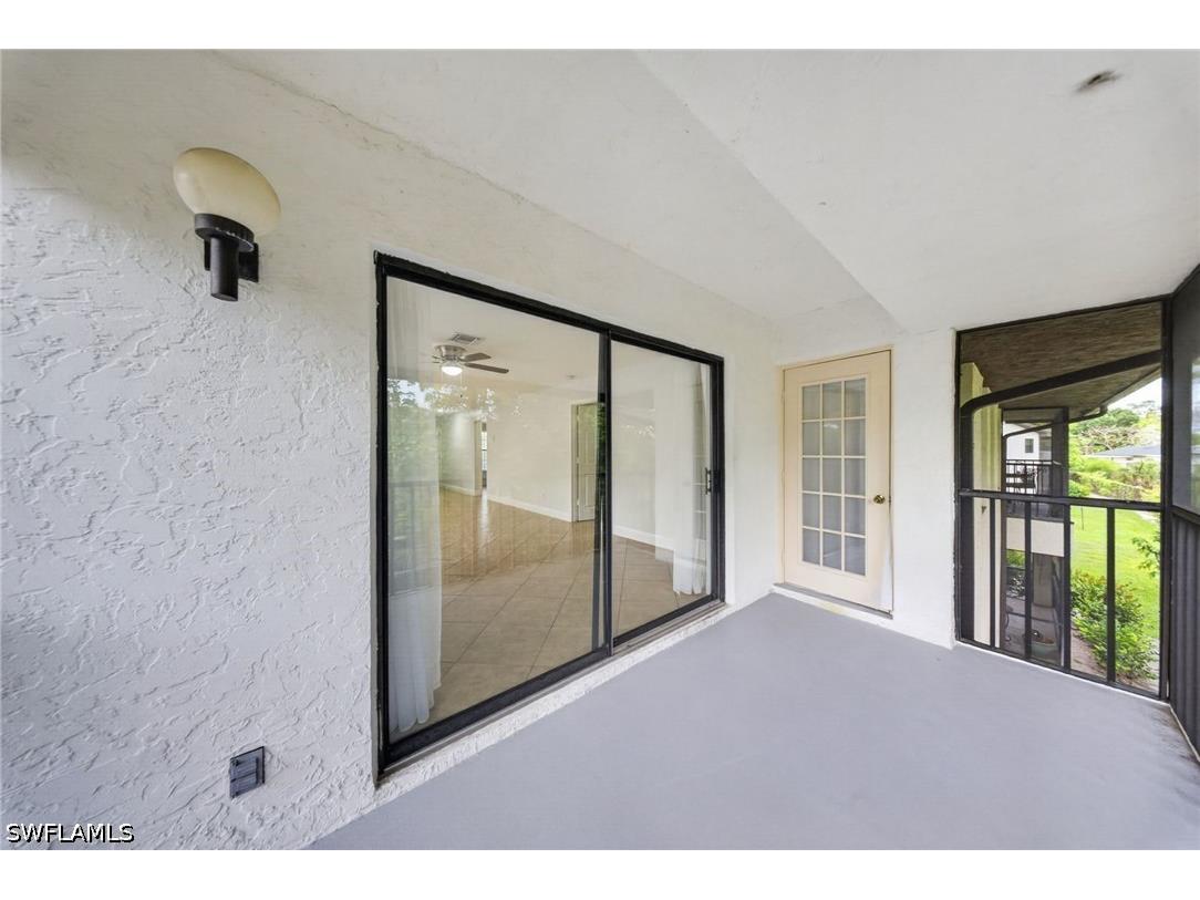 5270 Treetops Drive #J201 Naples FL 34113 226016502 image16