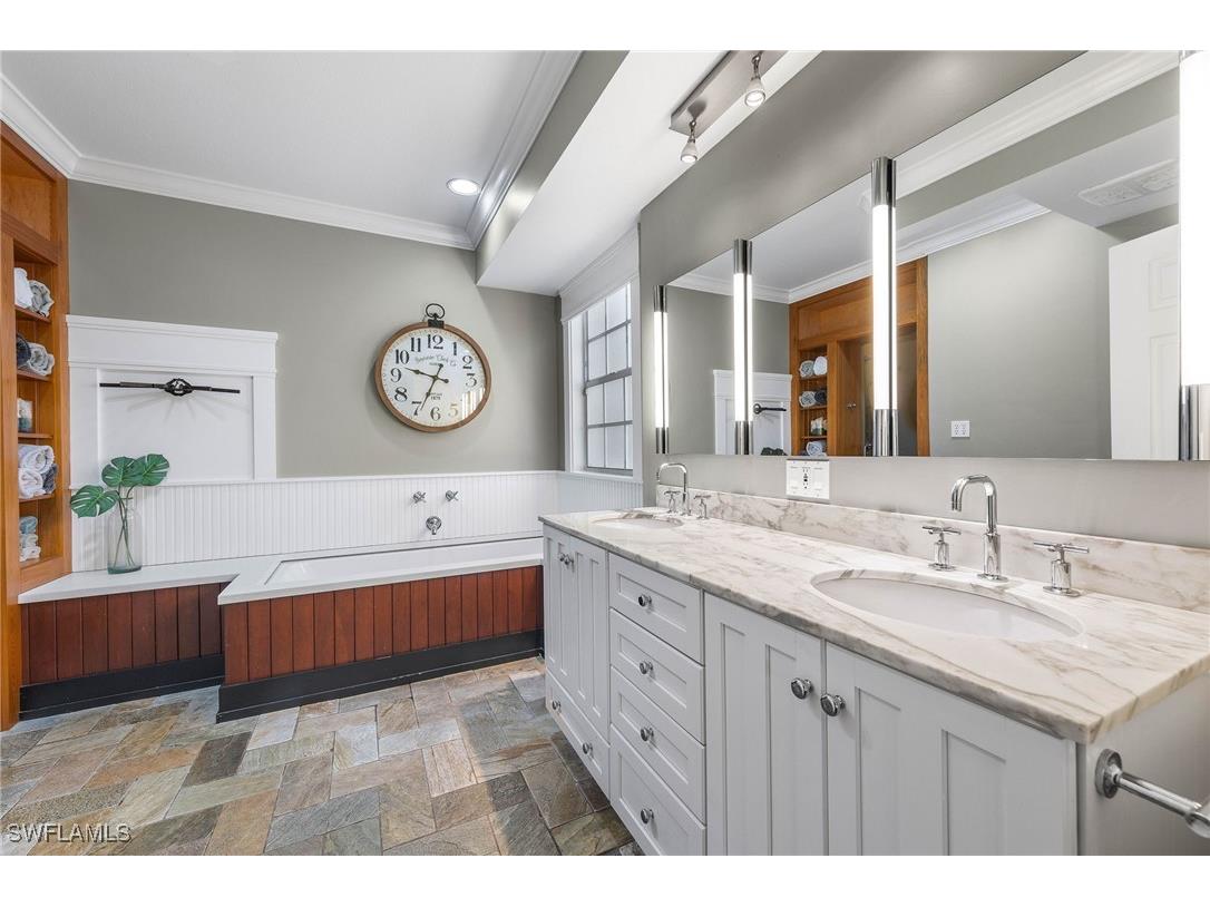 5271 Cherry Wood Drive Naples FL 34119 226005856 image25