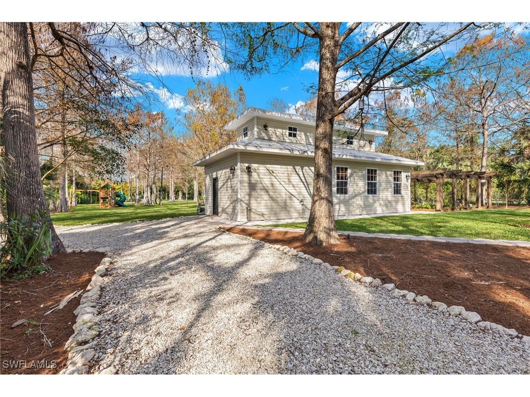 5271 Cherry Wood Drive Naples FL 34119 226005856 image33