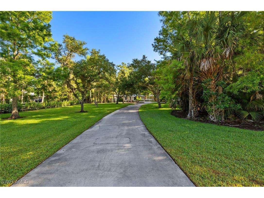 5271 Cherry Wood Drive Naples FL 34119 226005856 image41