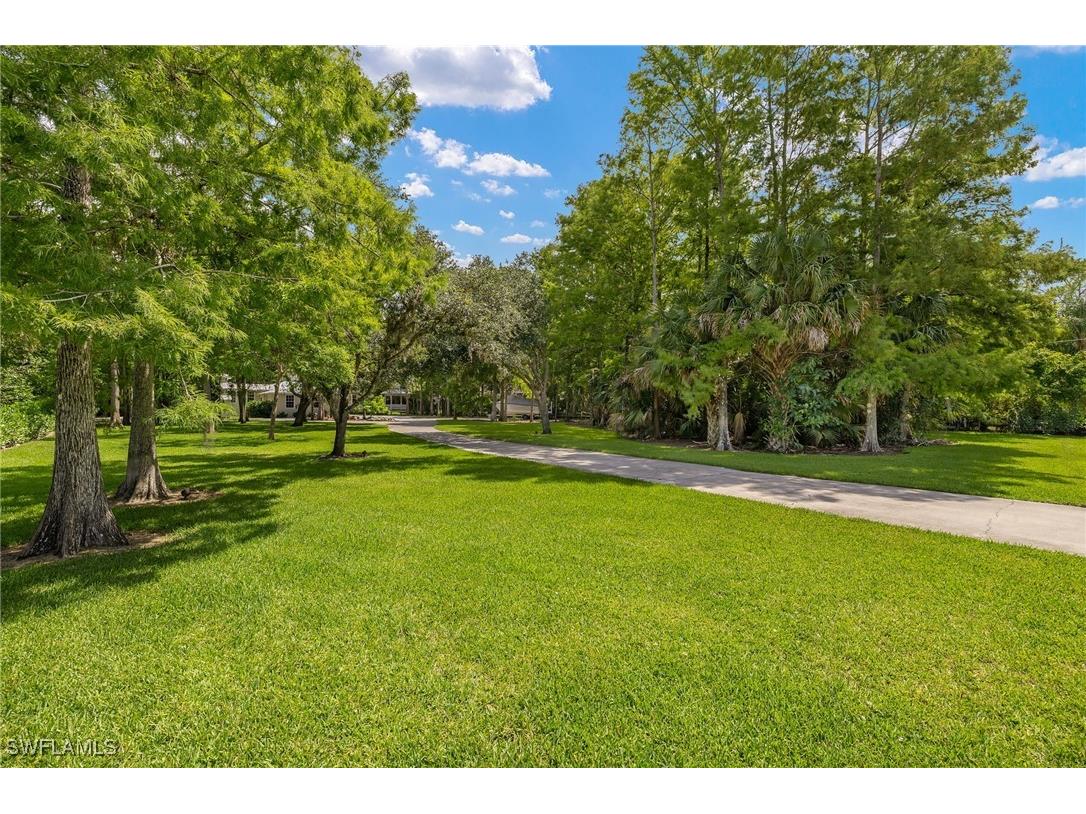 5271 Cherry Wood Drive Naples FL 34119 226005856 image46