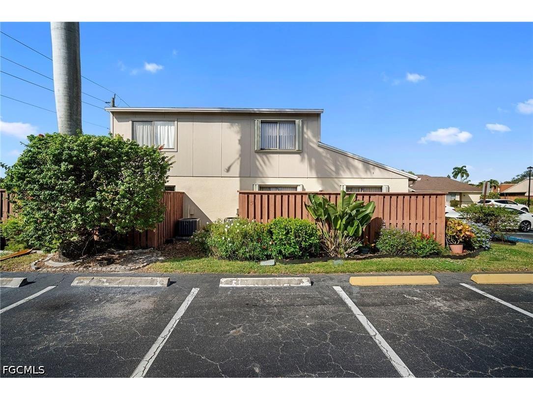 5272 Cedarbend Drive #1 Fort Myers FL 33919 2026028065 image19