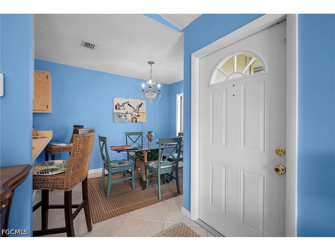 5272 Cedarbend Drive #1 Fort Myers FL 33919 2026028065 image3