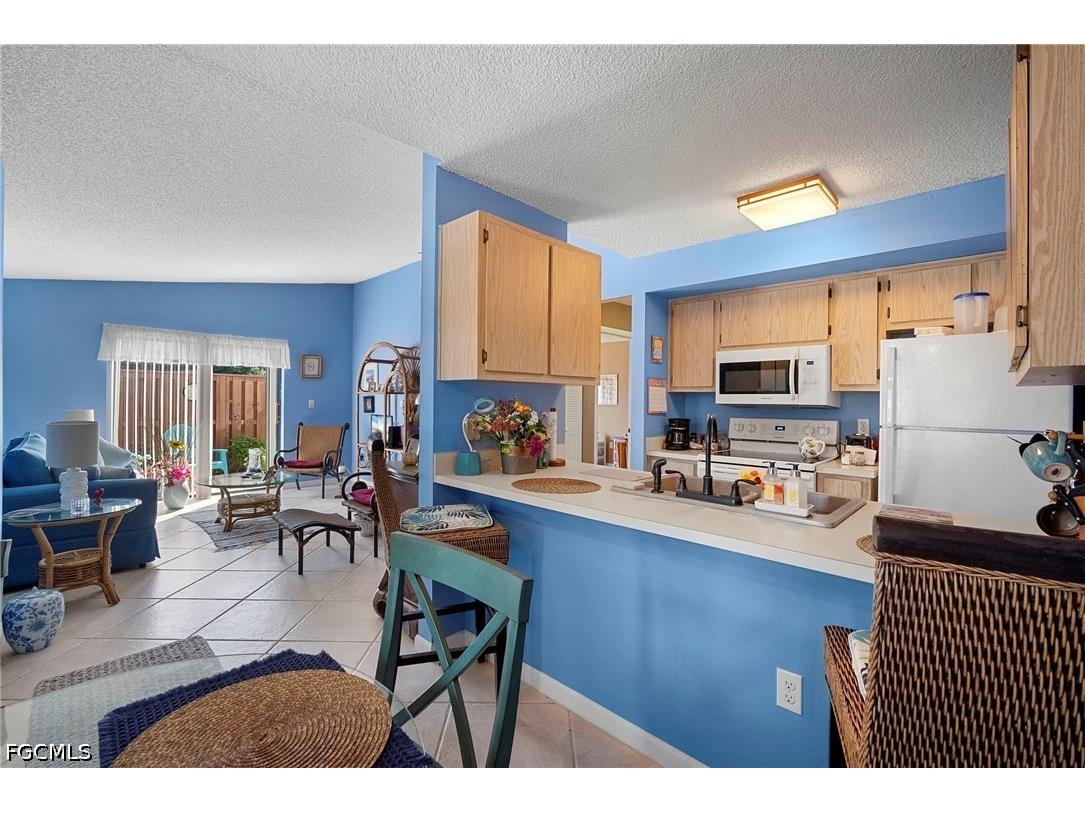 5272 Cedarbend Drive #1 Fort Myers FL 33919 2026028065 image7