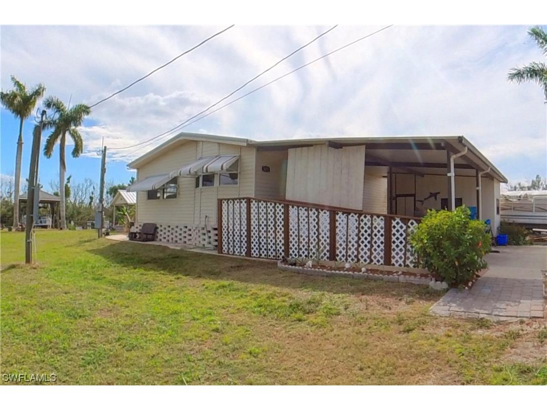 5273 Flamingo Drive Saint James City FL 33956 223080826 image1