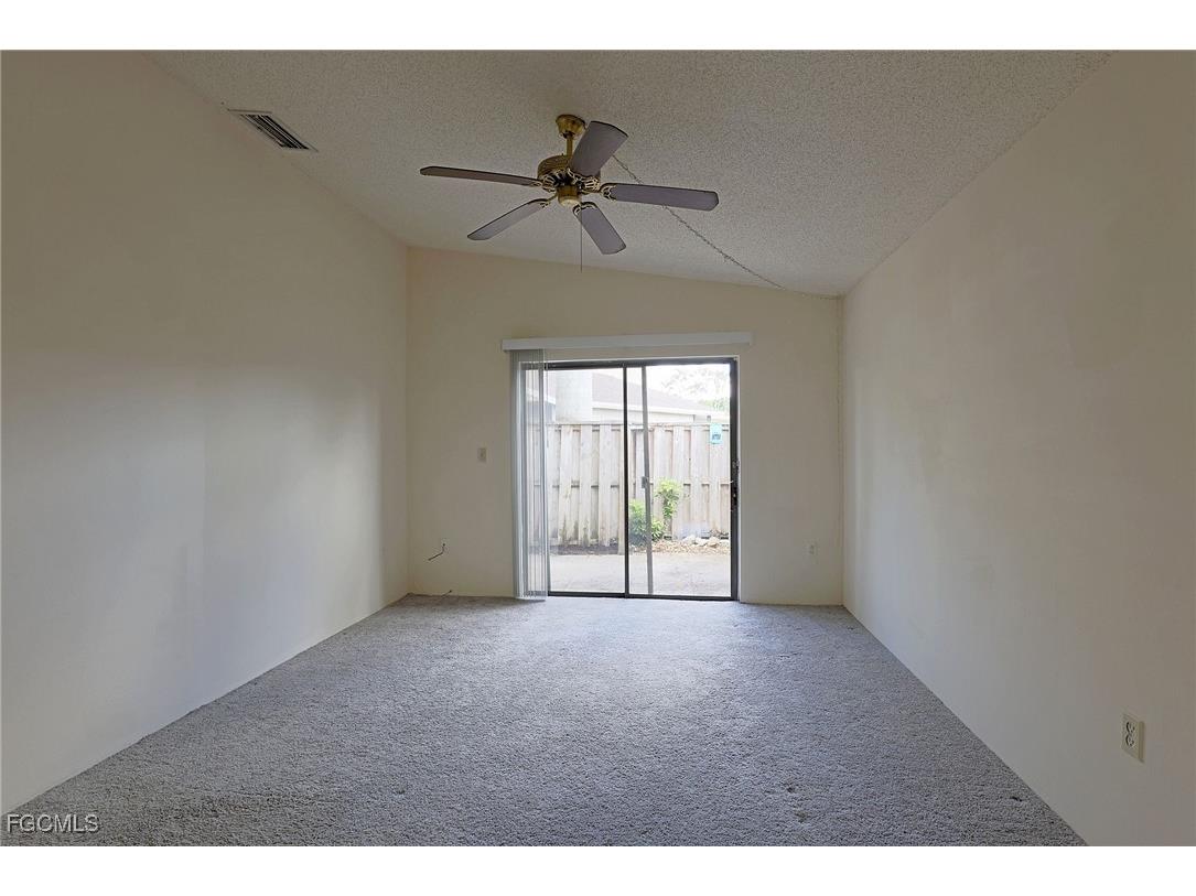 5274 Cedarbend Drive #3 Fort Myers FL 33919 2025021677 image3