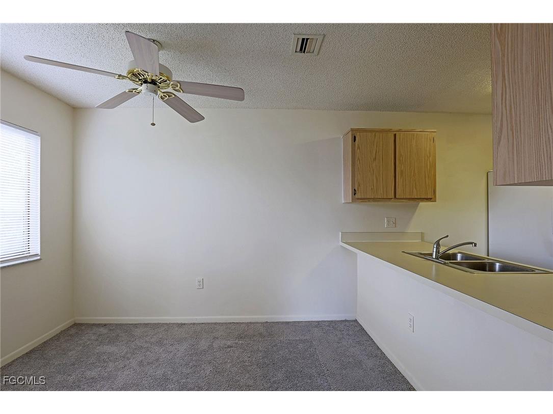 5274 Cedarbend Drive #3 Fort Myers FL 33919 2025021677 image6