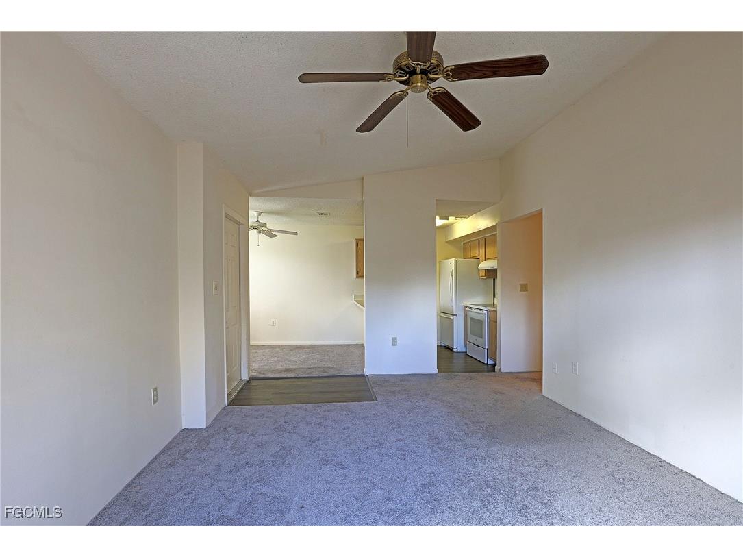 5274 Cedarbend Drive #3 Fort Myers FL 33919 2025021677 image7