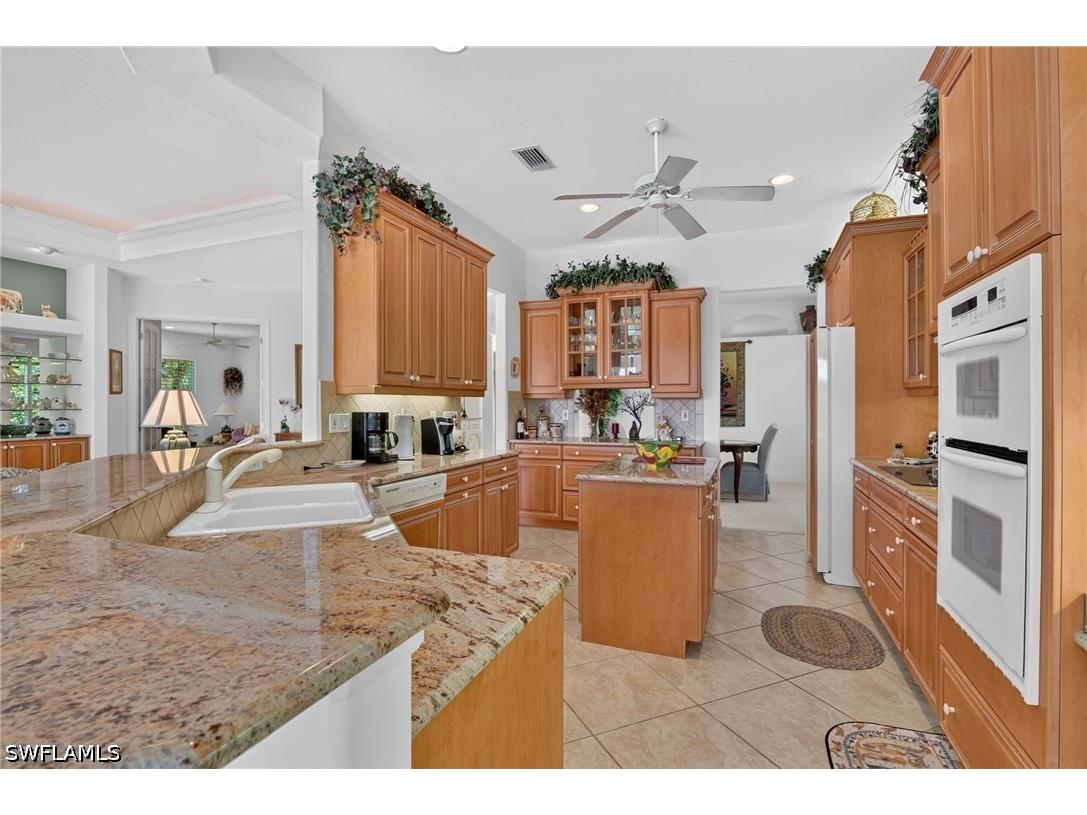 5278 Kensington High Street Naples FL 34105 226024497 image11
