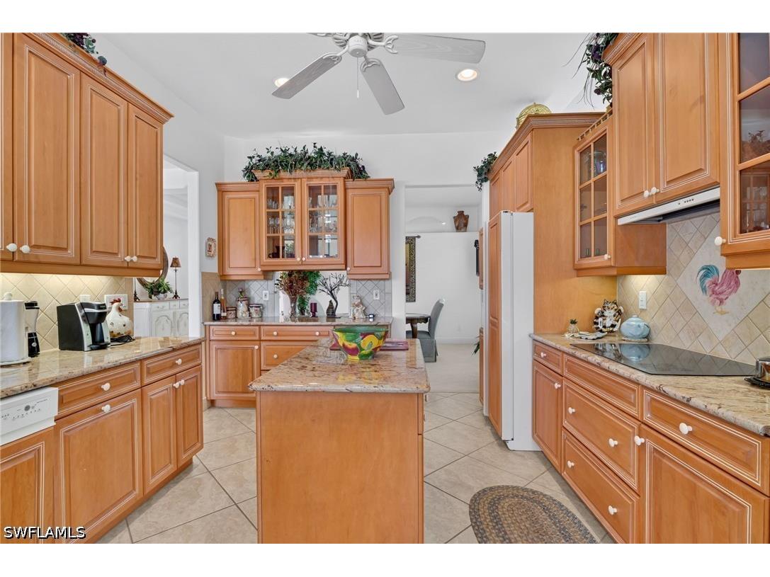 5278 Kensington High Street Naples FL 34105 226024497 image12