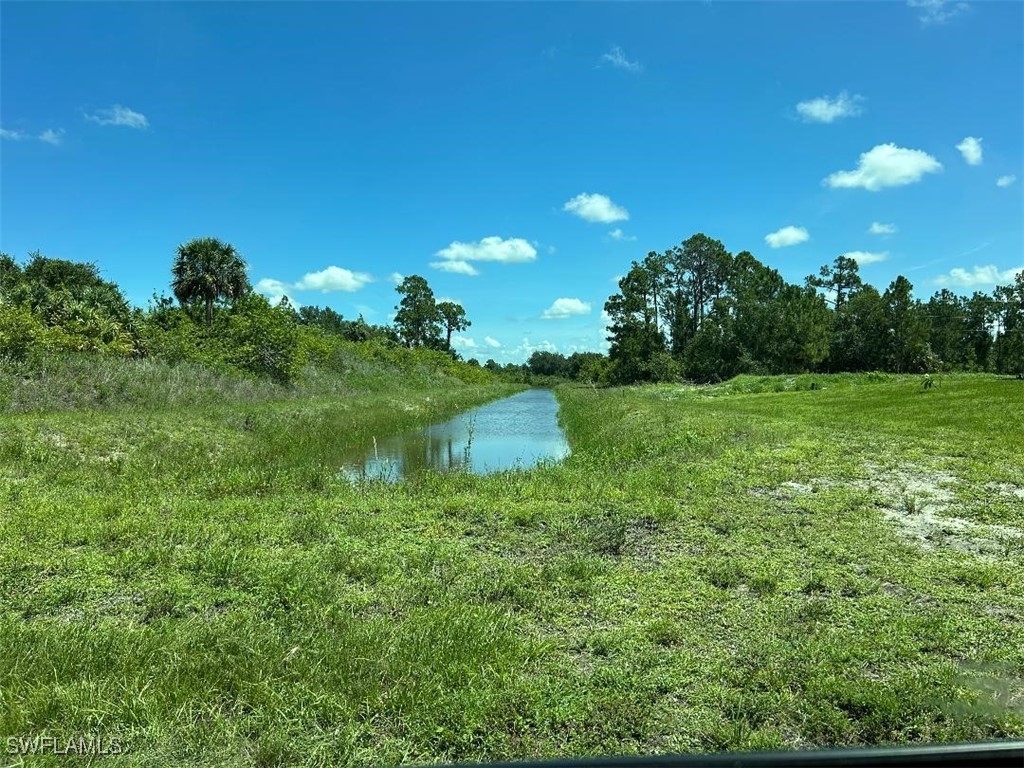 528 Brue Avenue S Lehigh Acres FL 33974 225064940 image1