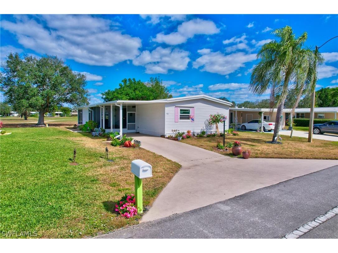 528 Charlemagne Boulevard Naples FL 34112 223011787 image1