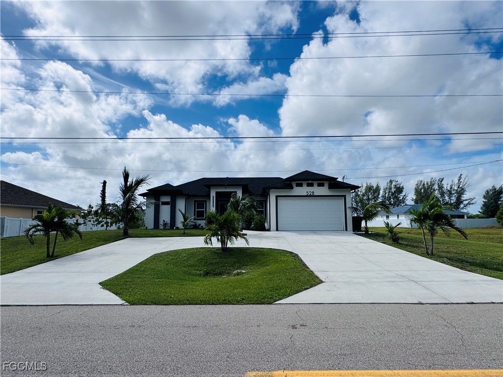 528 Jacaranda Parkway E Cape Coral FL 33909 2025012225 image12