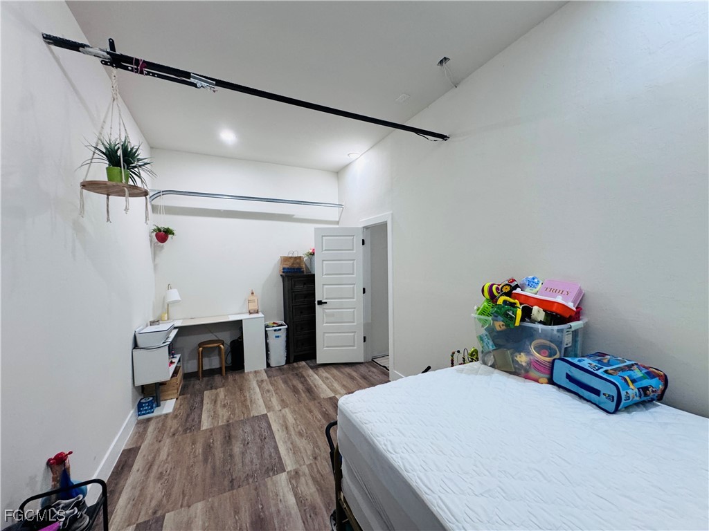 528 Jacaranda Parkway E Cape Coral FL 33909 2025012225 image45