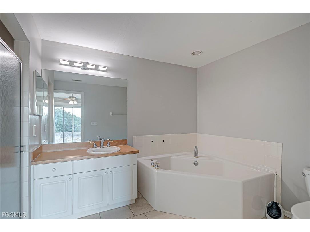 528 Peerless Circle Lehigh Acres FL 33974 2026007875 image26