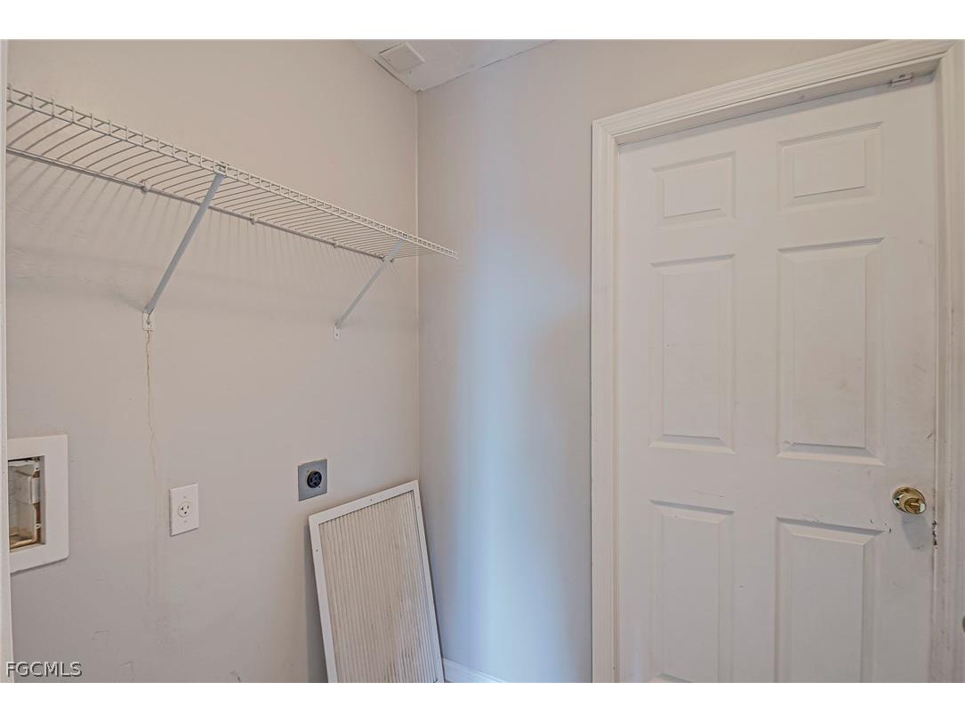 528 Peerless Circle Lehigh Acres FL 33974 2026007875 image27