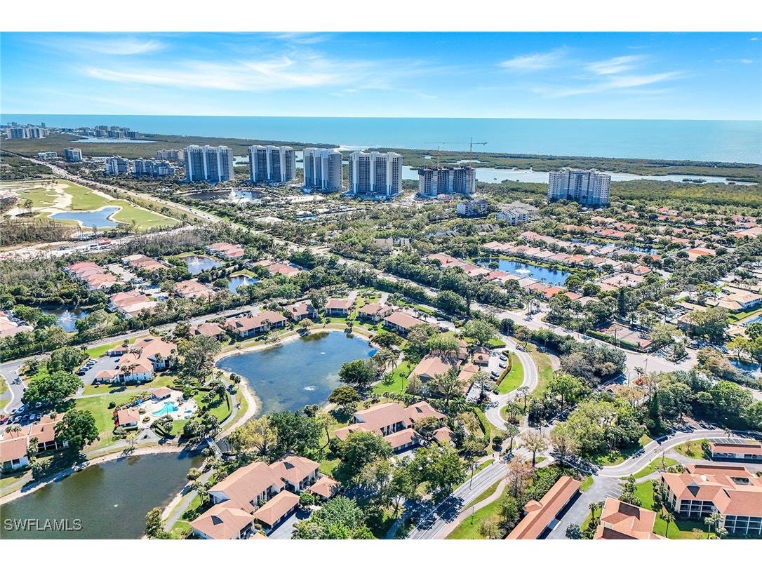528 Retreat Drive #203 Naples FL 34110 225027492 image1