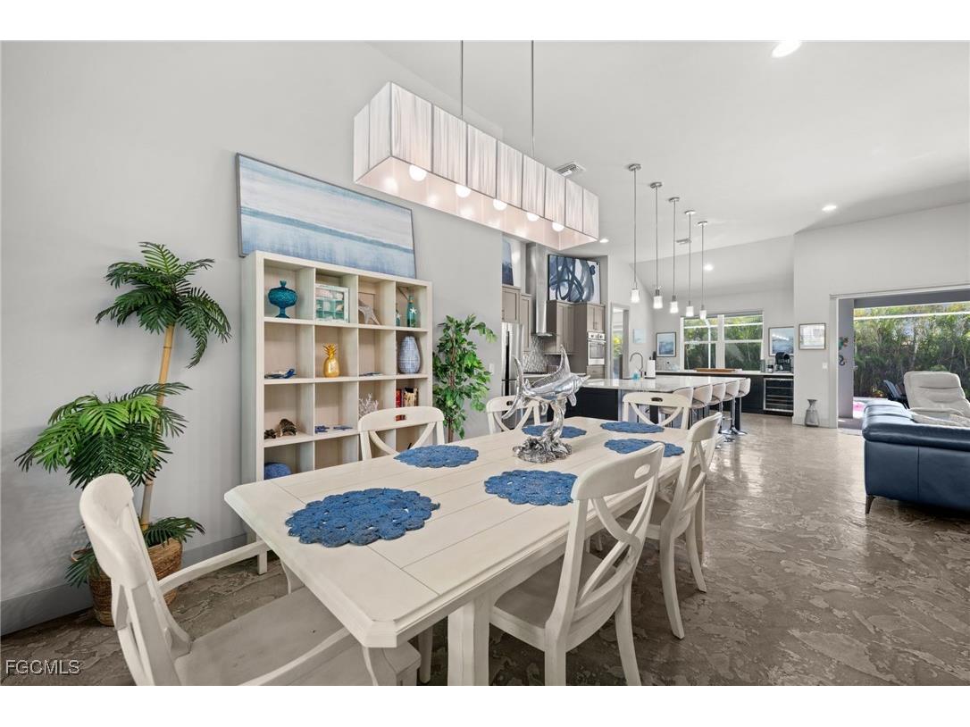 528 SE 14th Terrace Cape Coral FL 33990 2025013859 image11