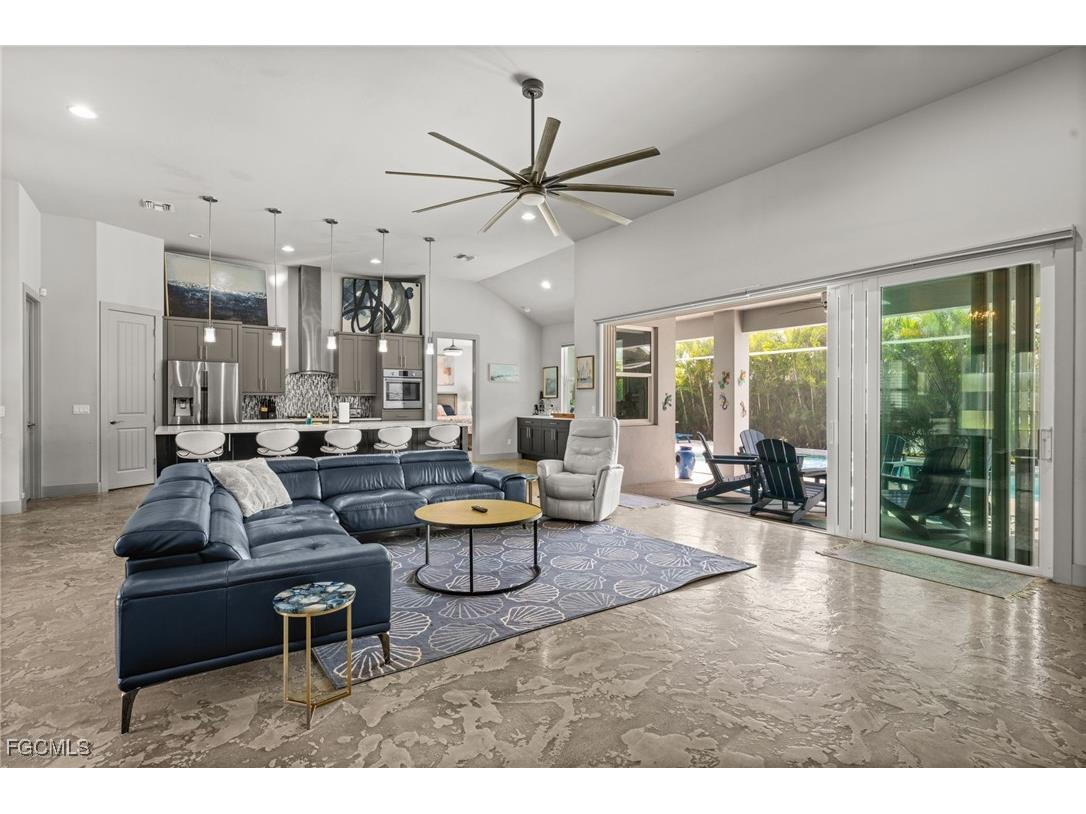 528 SE 14th Terrace Cape Coral FL 33990 2025013859 image19