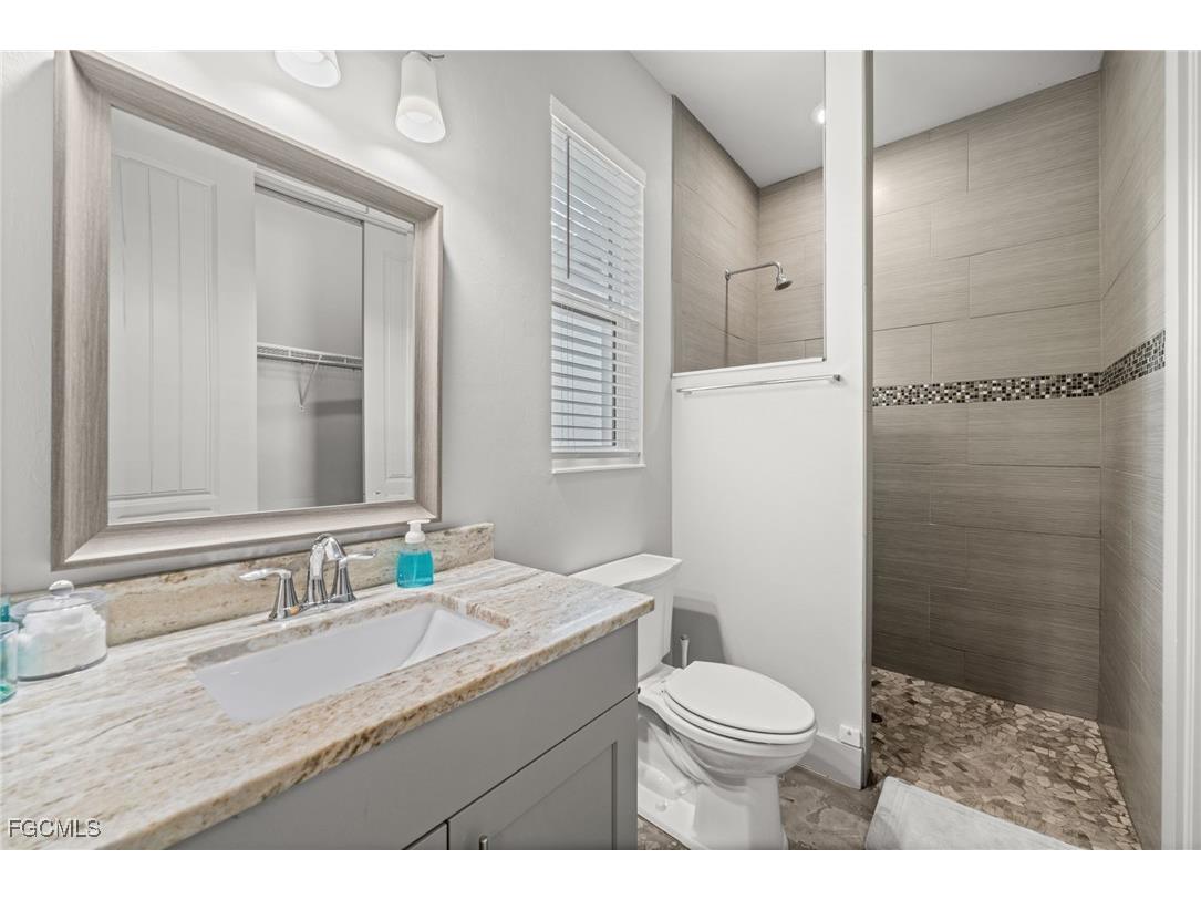 528 SE 14th Terrace Cape Coral FL 33990 2025013859 image25