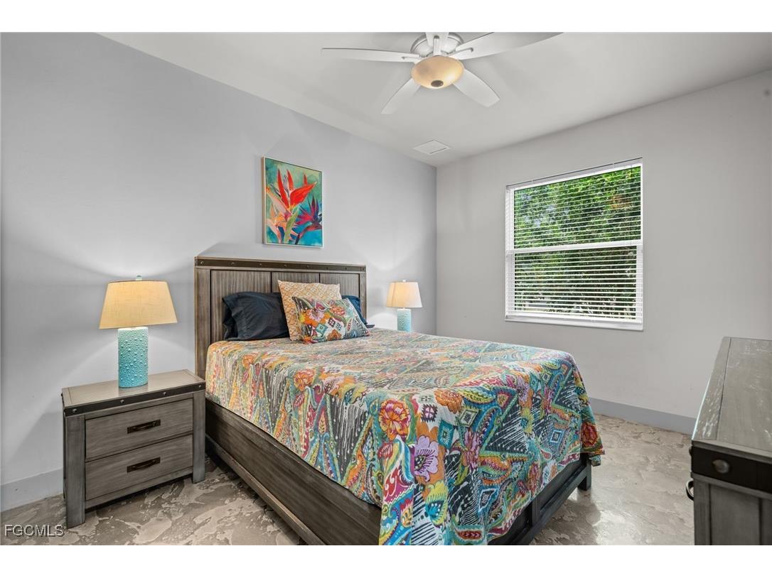 528 SE 14th Terrace Cape Coral FL 33990 2025013859 image31