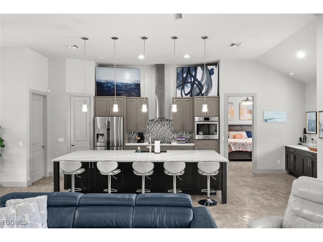 528 SE 14th Terrace Cape Coral FL 33990 2025013859 image6