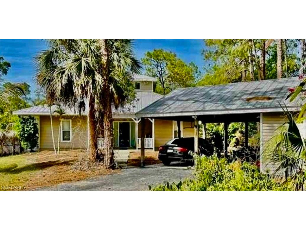 5281 Teak Wood Drive Naples FL 34119 226009709 image1