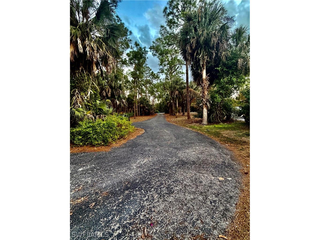 5281 Teak Wood Drive Naples FL 34119 226009709 image18