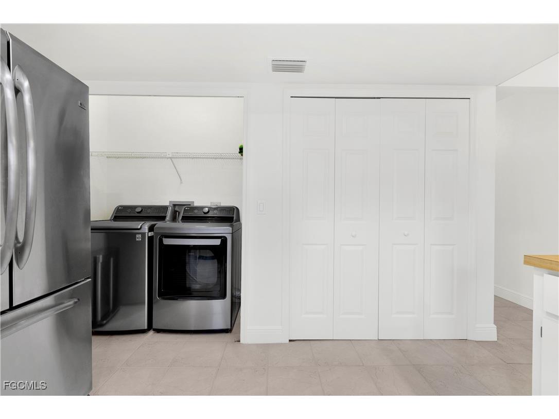 5282 Concord Way Fort Myers FL 33907 2025003410 image15