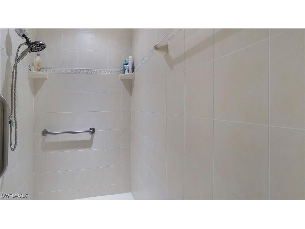 5284 Descanso Court #103B19 Sarasota FL 34238 225075433 image43