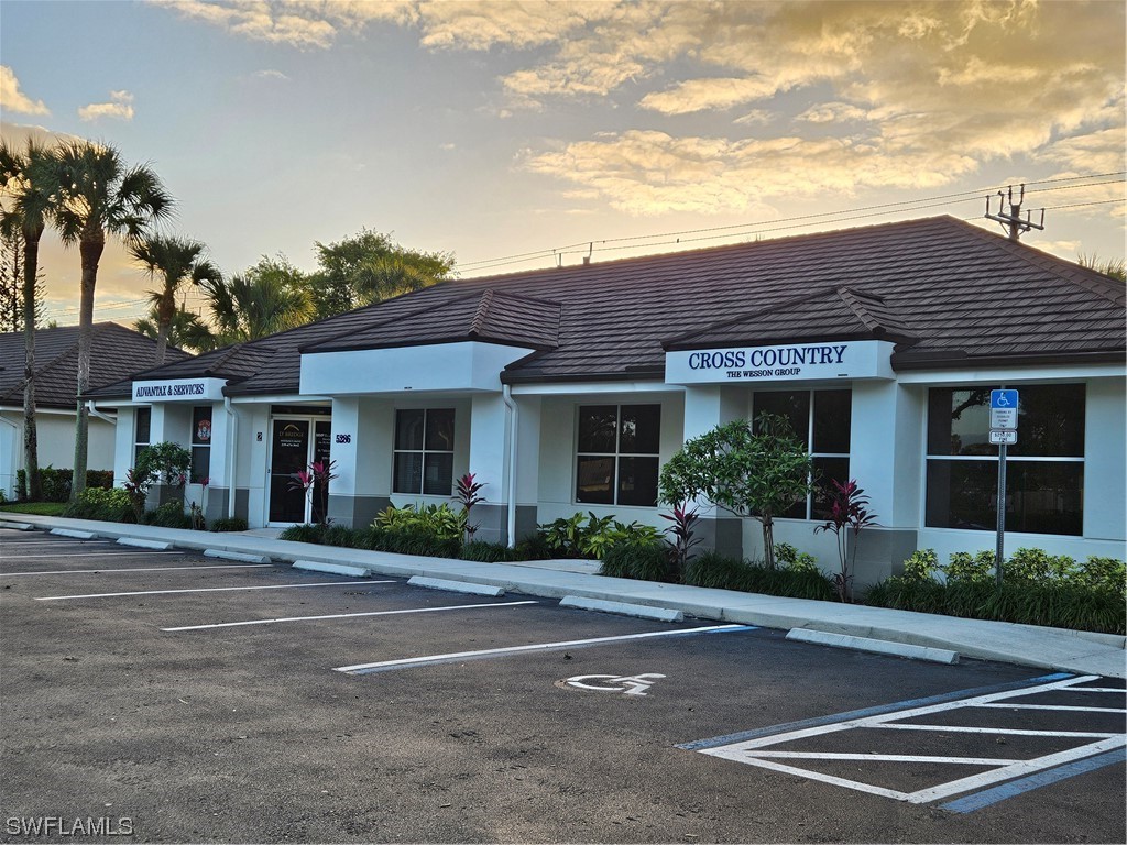 5286 Golden Gate Parkway #2 Naples FL 34116 223093634 image1