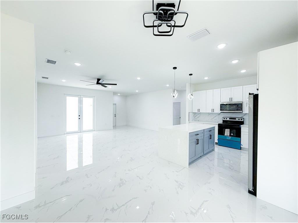 529 Knapp Street Lehigh Acres FL 33974 2025003635 image6