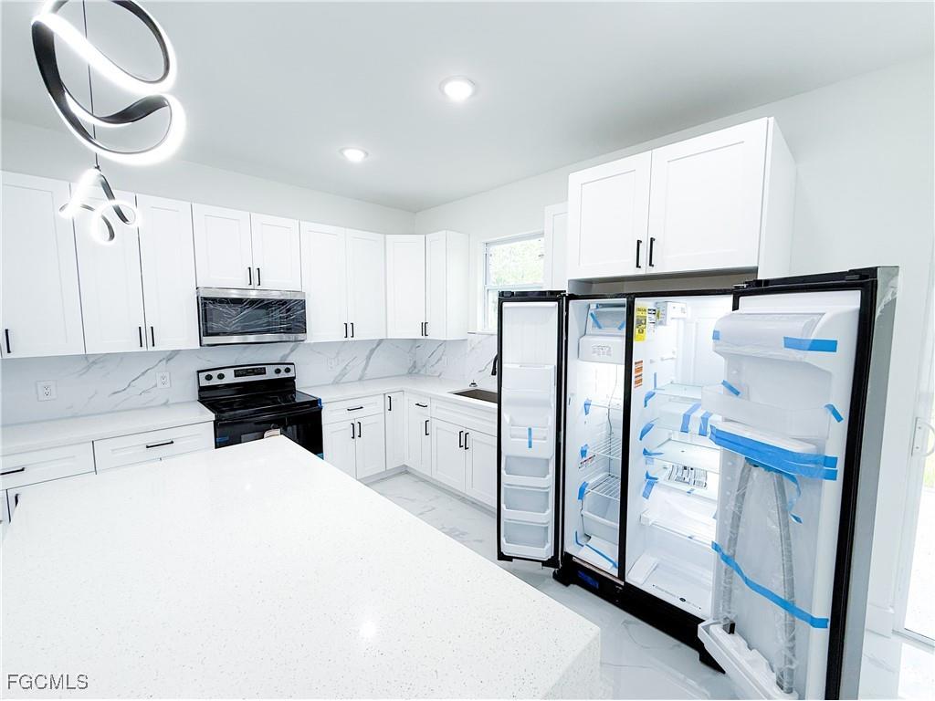 529 Knapp Street Lehigh Acres FL 33974 2025003635 image8