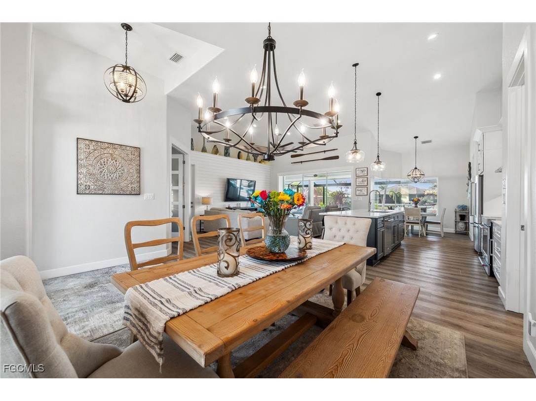 529 La Caruna Court Punta Gorda FL 33950 2025013877 image15