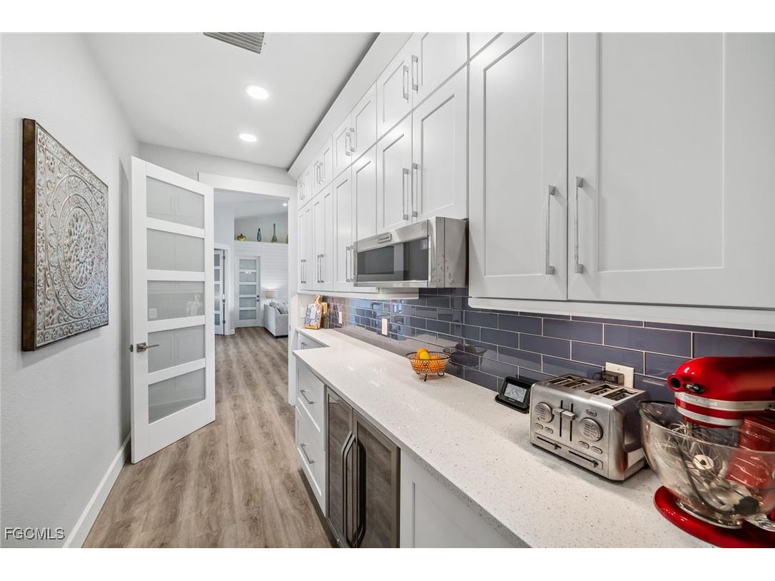 529 La Caruna Court Punta Gorda FL 33950 2025013877 image23