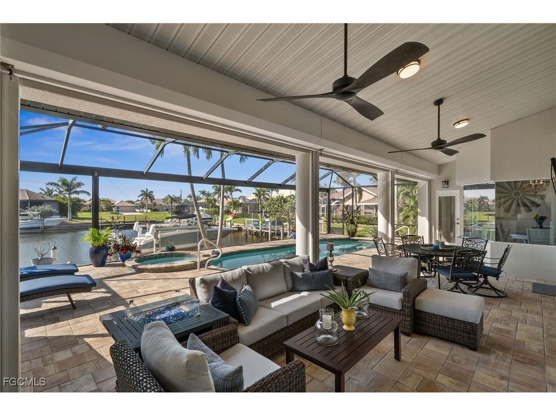 529 La Caruna Court Punta Gorda FL 33950 2025013877 image39