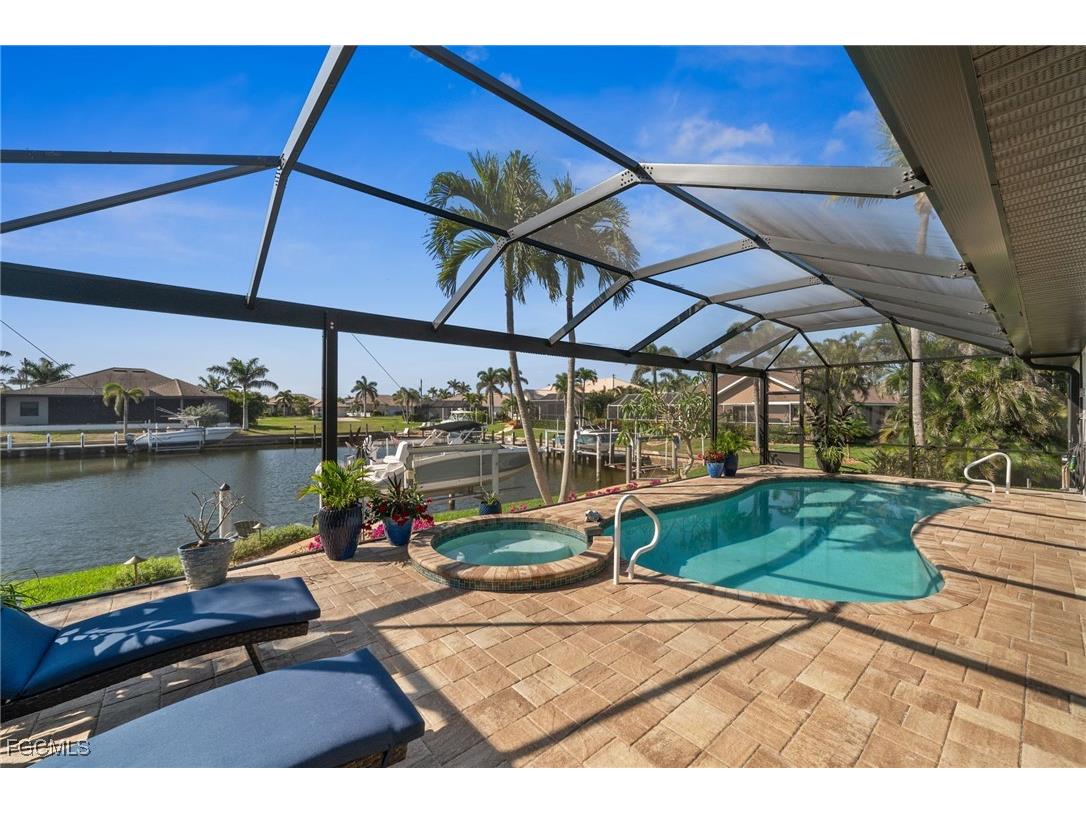 529 La Caruna Court Punta Gorda FL 33950 2025013877 image40