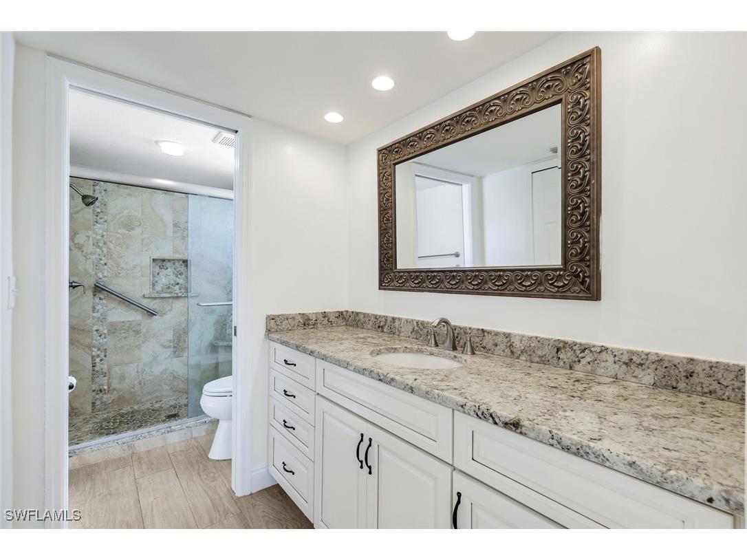 529 Lake Louise Circle #101 Naples FL 34110 225074214 image14