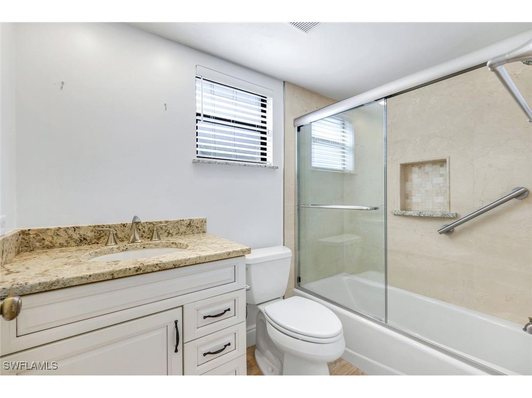 529 Lake Louise Circle #101 Naples FL 34110 225074214 image16