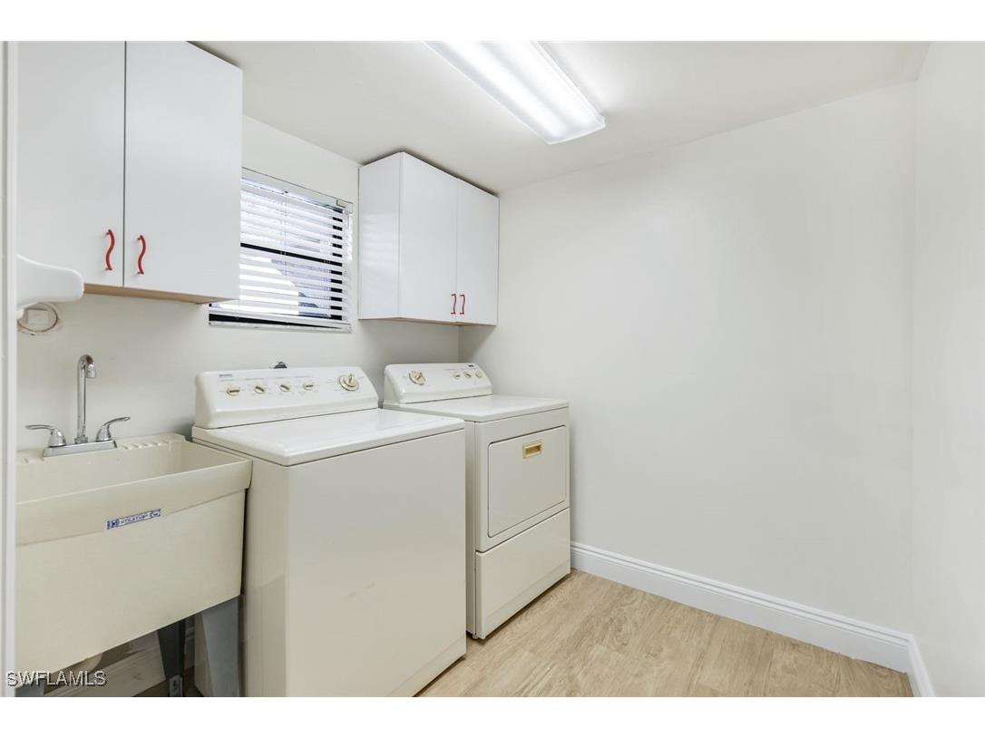 529 Lake Louise Circle #101 Naples FL 34110 225074214 image18