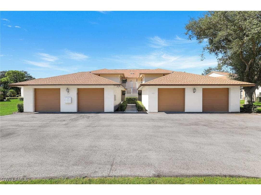 529 Lake Louise Circle #101 Naples FL 34110 225074214 image3