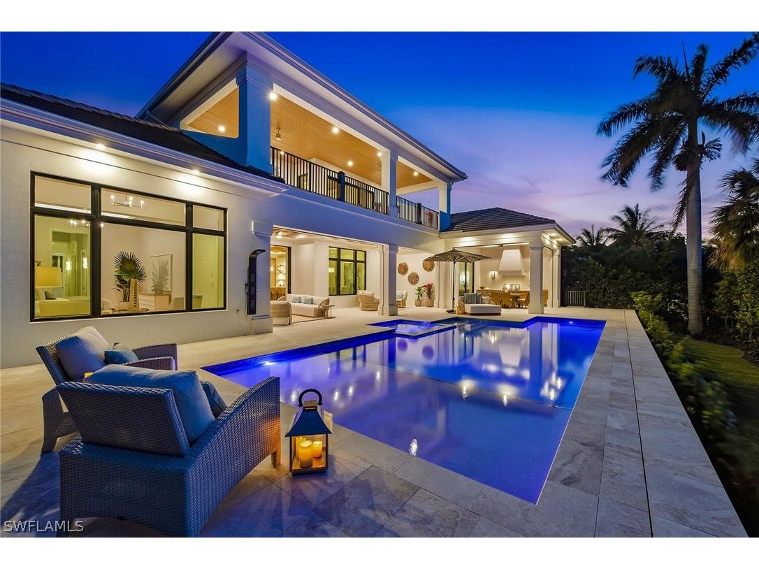 529 Neapolitan Way Naples FL 34103 226012543 image1