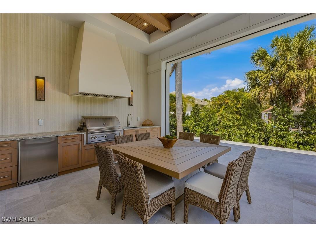 529 Neapolitan Way Naples FL 34103 226012543 image11