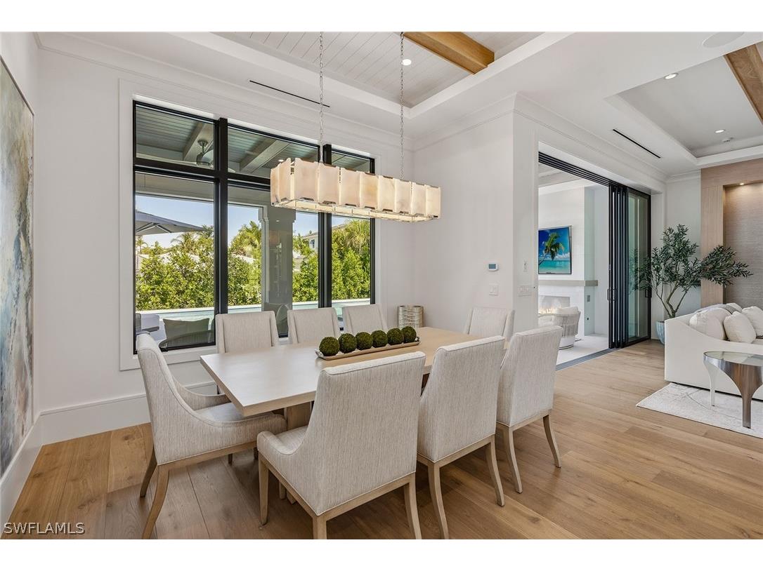 529 Neapolitan Way Naples FL 34103 226012543 image8