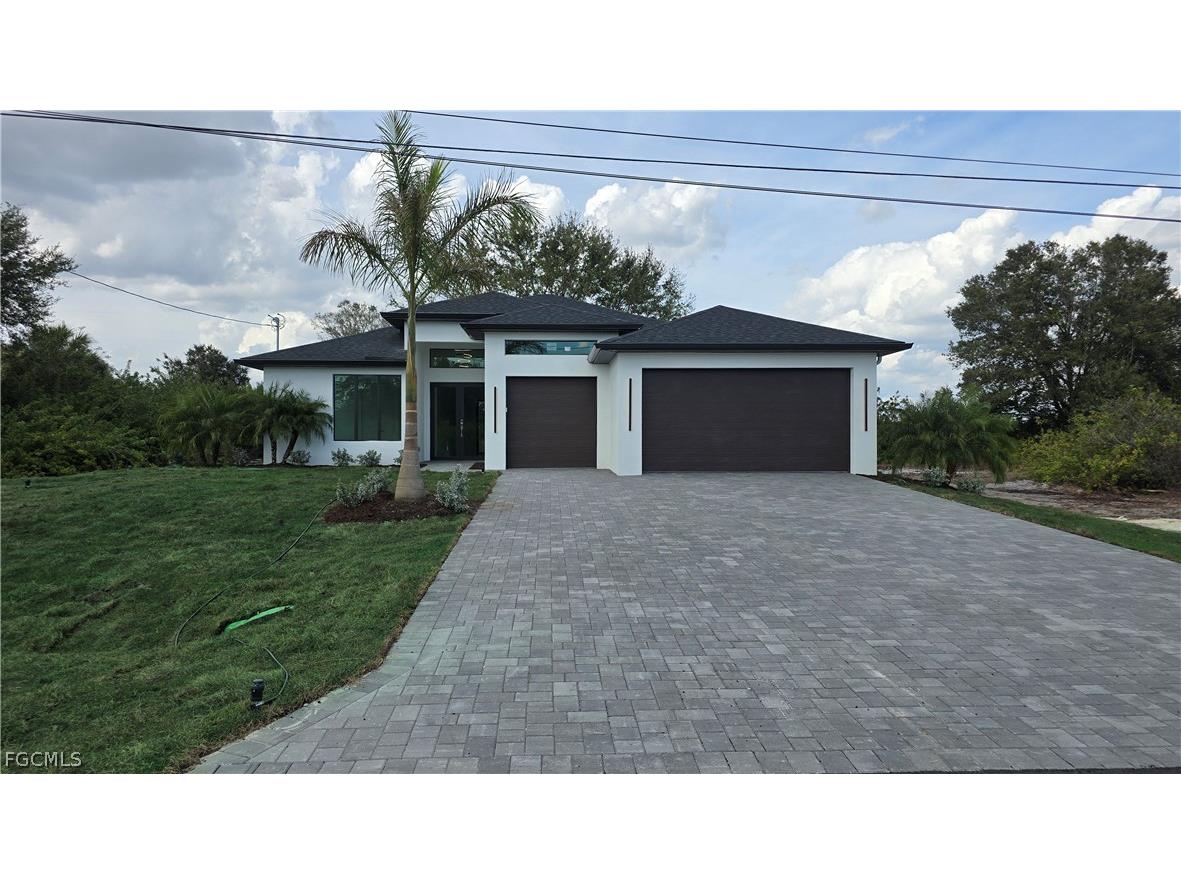 529 Theodore Vail Street E Lehigh Acres FL 33974 2026010524 image2