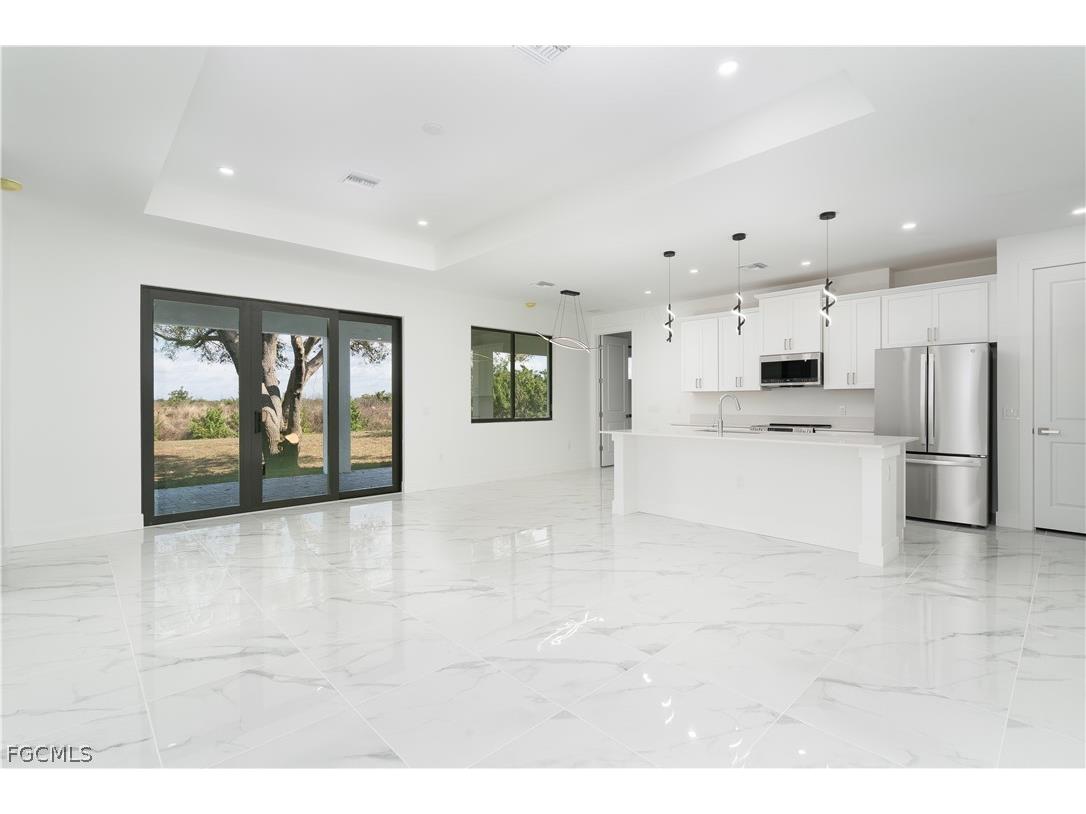 529 Theodore Vail Street E Lehigh Acres FL 33974 2026010524 image8